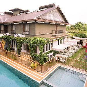 Urban Glamp Resort Iloilo